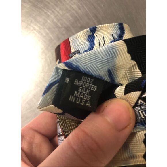 🌼5for$25🌼Beans McGee. Mens Silk Lighthouse and Boat Designer Dress Tie - Picture 7 of 8